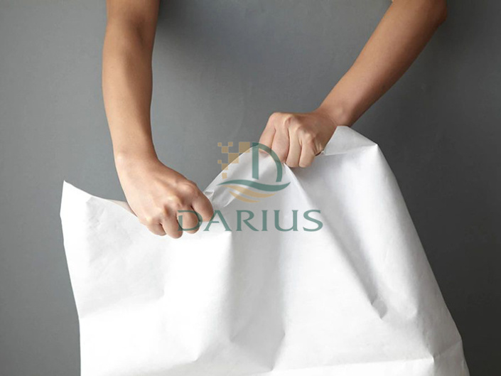 O papel DuPont é um material mágico que pode ser usado tanto como material de decoração de escritórios quanto como roupas e bolsas!