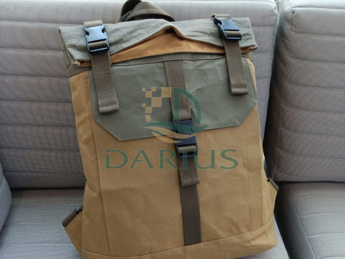 A mochila de papel kraft de alta capacidade é elegante e funcional