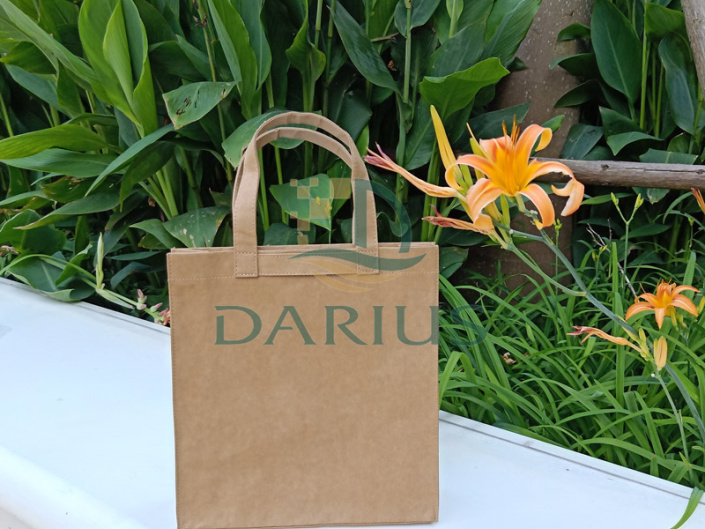 Escolha a versatilidade das sacolas Kraft artesanais laváveis