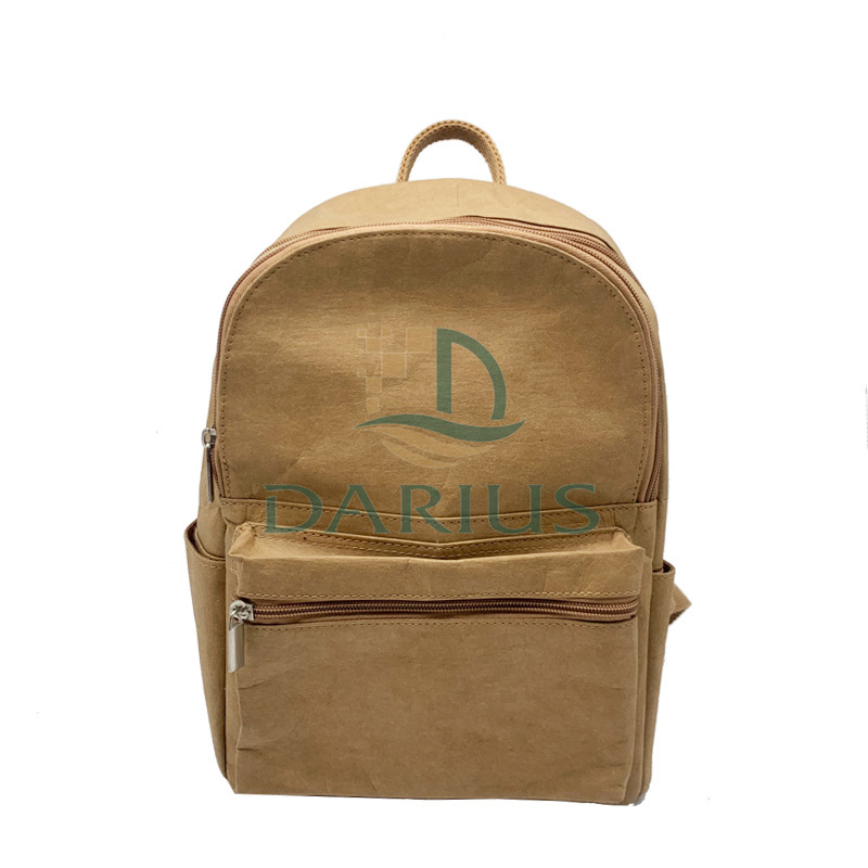 Ruskea pestävä voimapaperista valmistettu matkareppu