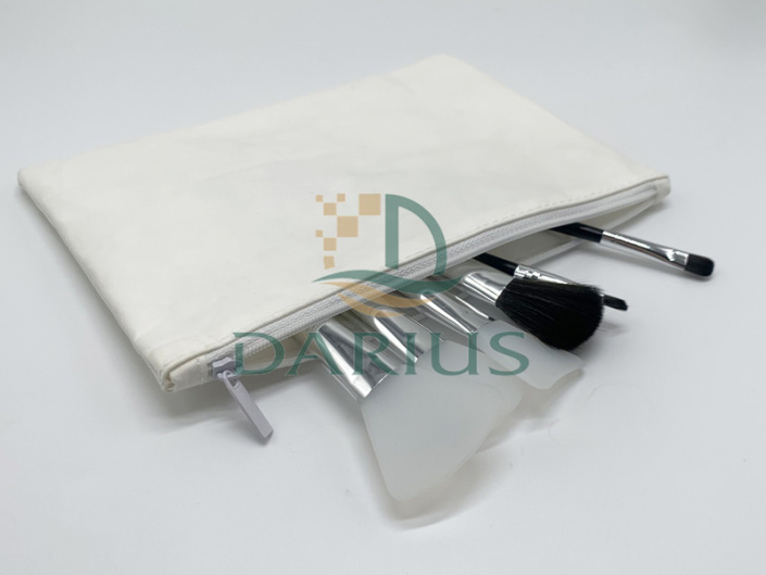 Vantagens das bolsas cosméticas brancas laváveis