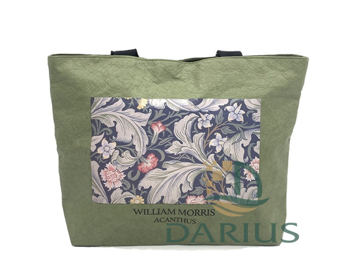 Suuri värikäs muodikas ostoskassi