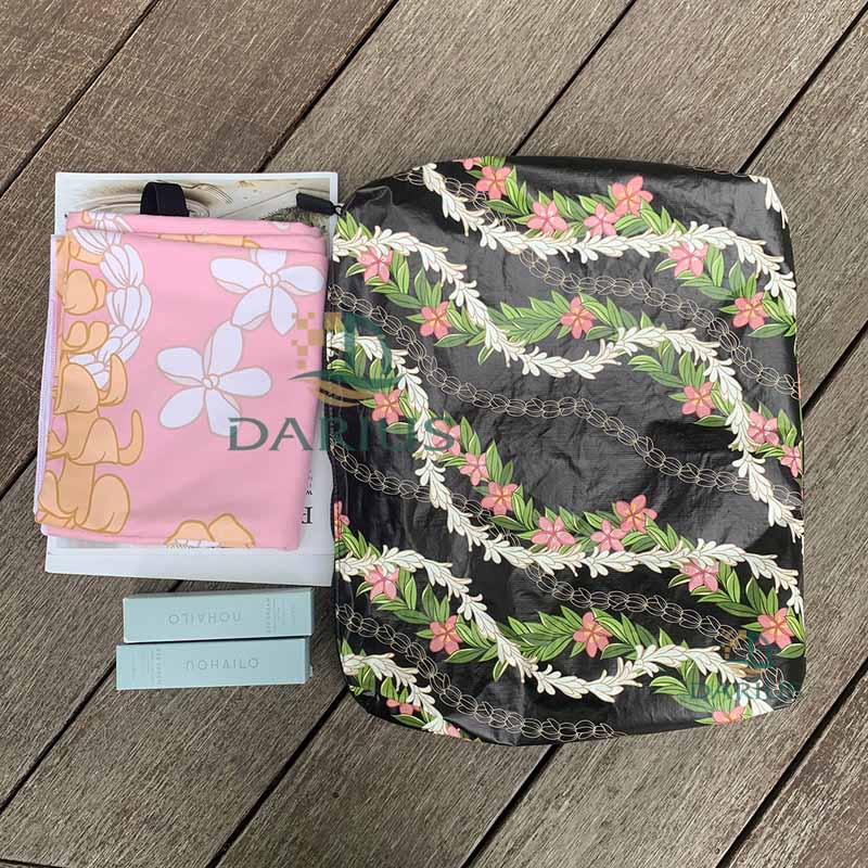 Reversible Tyvek Cosmetic Bag Set