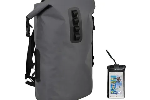 اكتشف حقيبة الظهر الجافة المقاومة للماء المثالية للسباحة