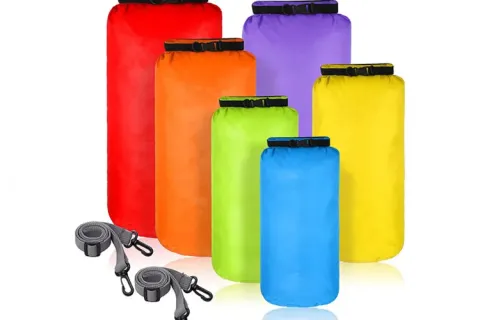 حقيبة صغيرة للملابس للتنزه والتخييم: رفيقك المثالي في الهواء الطلق