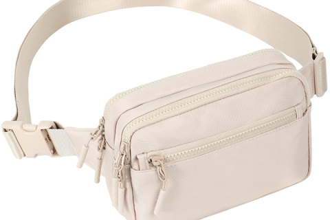 Courez avec style : le sac banane de course crème dont vous n'auriez jamais cru avoir besoin