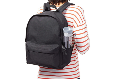 Sac à dos noir classique – Le sac à dos idéal pour les étudiants et les voyageurs