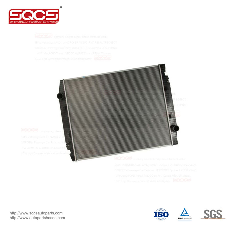 SQCS auto parts water radiator for Iveco daily oem 504011119 K