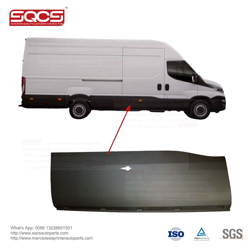 Hot Sell 5801811492 Side trim right for Iveco Daily 2014 A