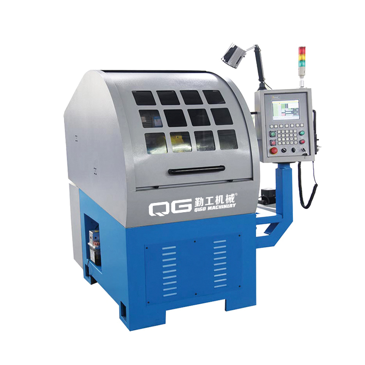 What are the performance and advantages of QINGONG pipe bending machine ?