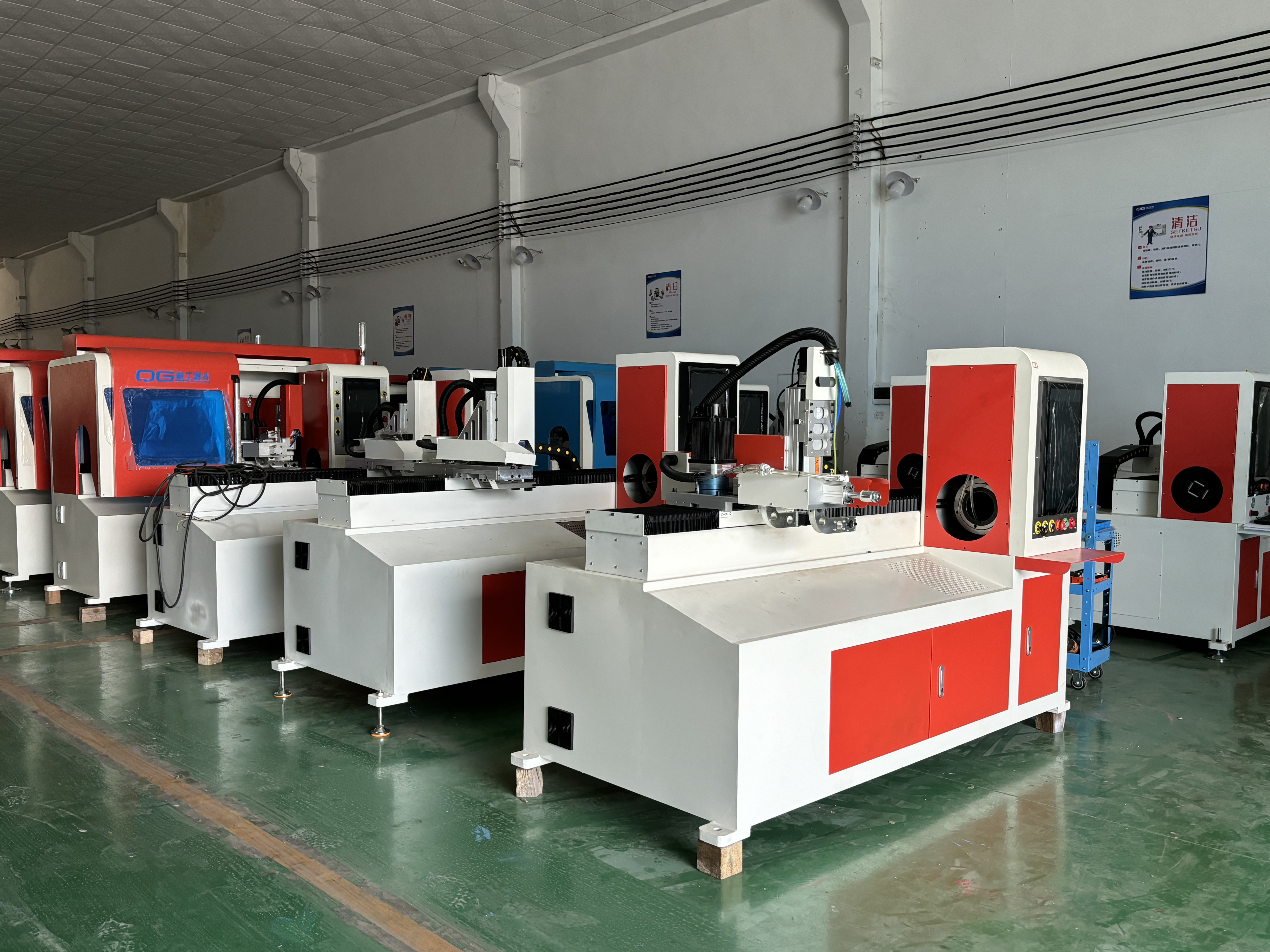 automatic pipe cutting machine