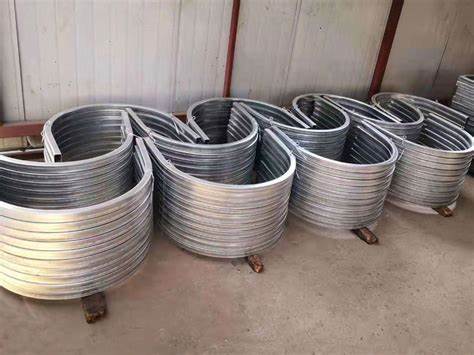 laser pipe cutting machine