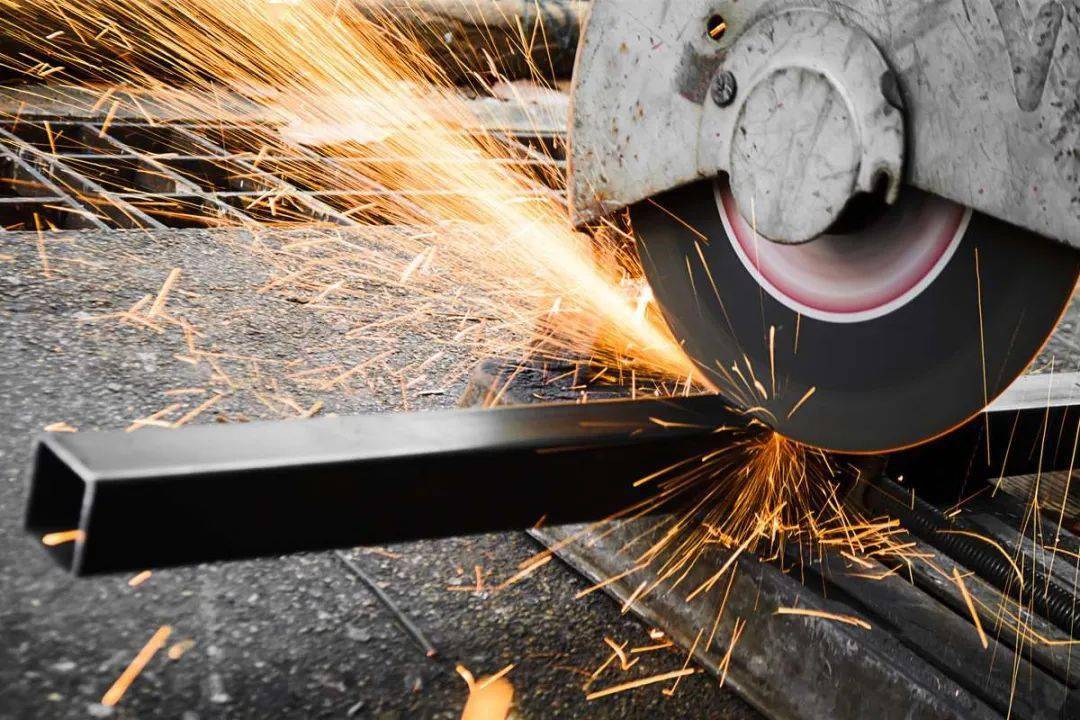 pipe bending machine