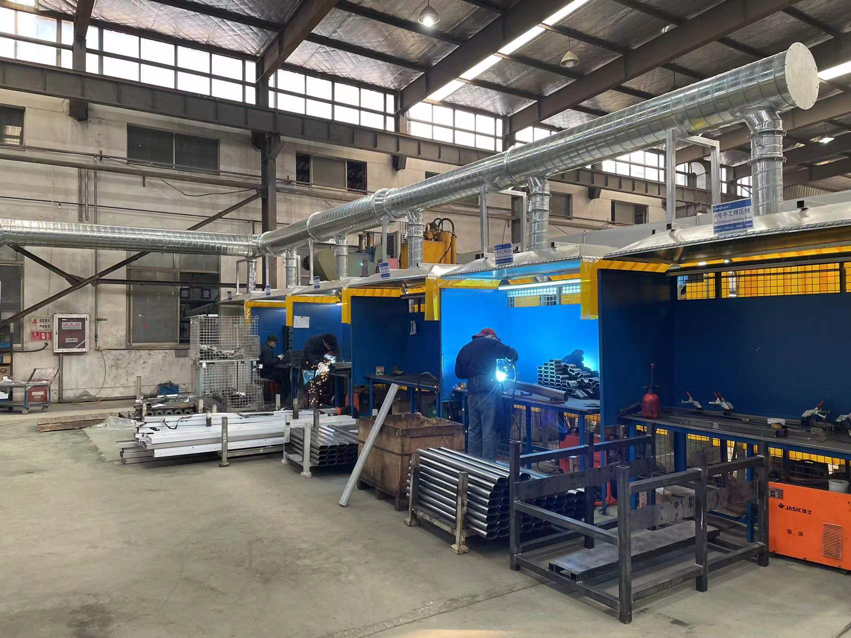 laser pipe cutting machine