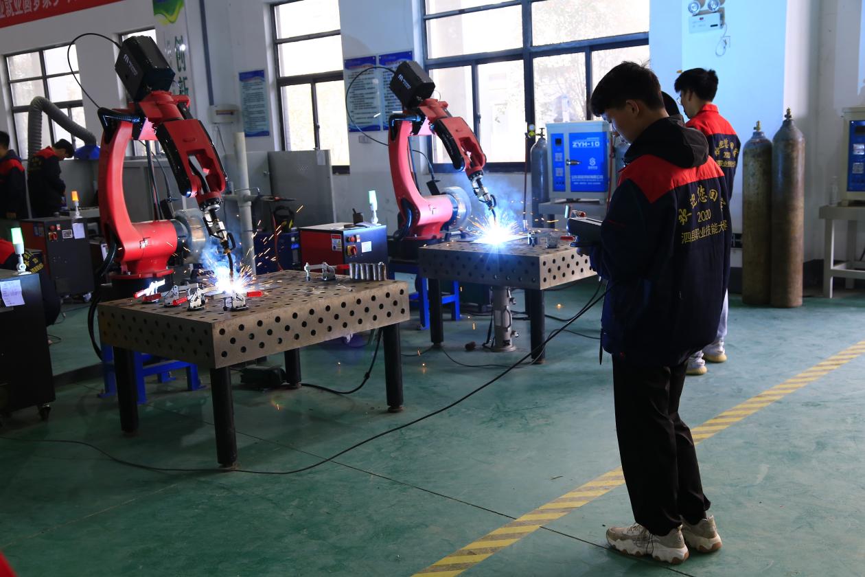 pipe bending machine