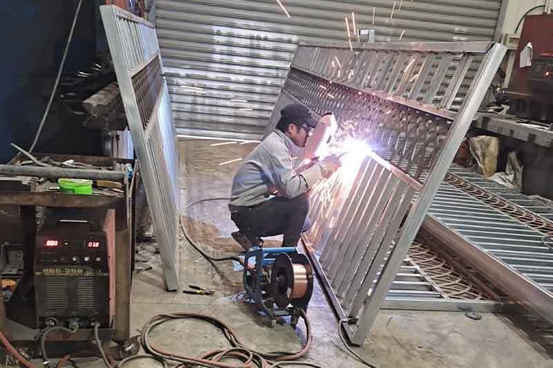 pipe bending machine