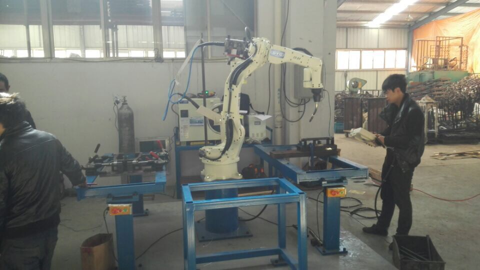 laser plate cutting machine