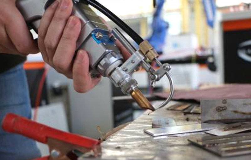 laser plate cutting machine