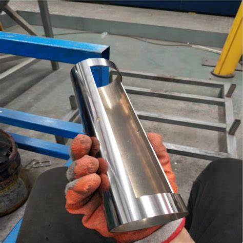 laser pipe cutting machine
