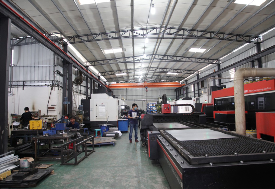 laser plate cutting machine