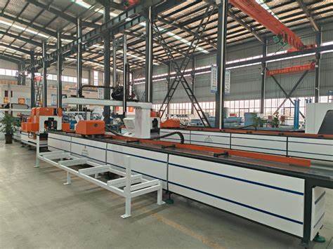laser pipe cutting machine