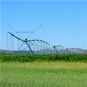 Center Pivot Irrigation Machine