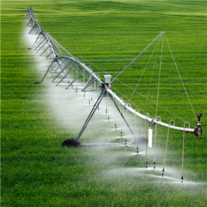 watering Center Pivot Irrigation Machinery