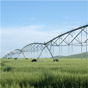 China Dalian Farm Center Pivot Irrigation System Machine For sale