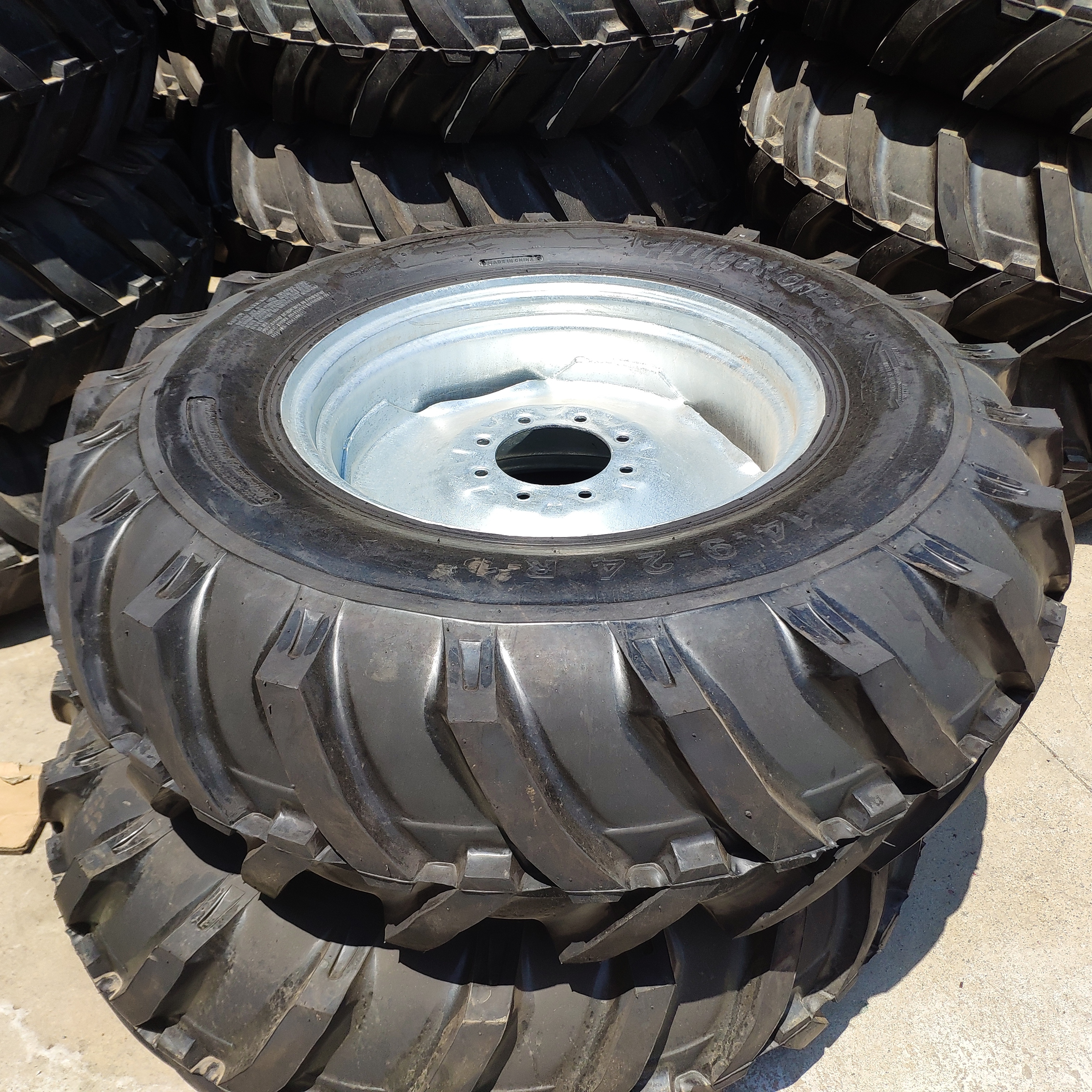 14.9-24 Tire With Center Pivot Irrigation