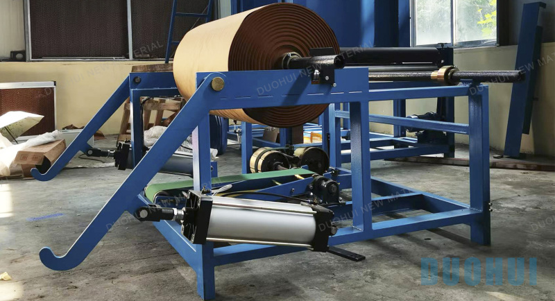 Evaporative honeycomb cooling pad machine wet curtain making