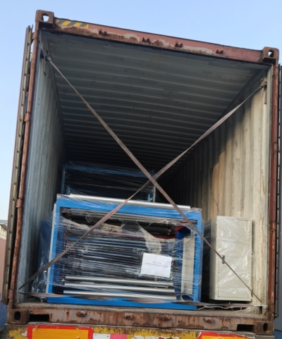 Đang tải dây chuyền sản xuất tấm làm mát cho khách hàng Nga