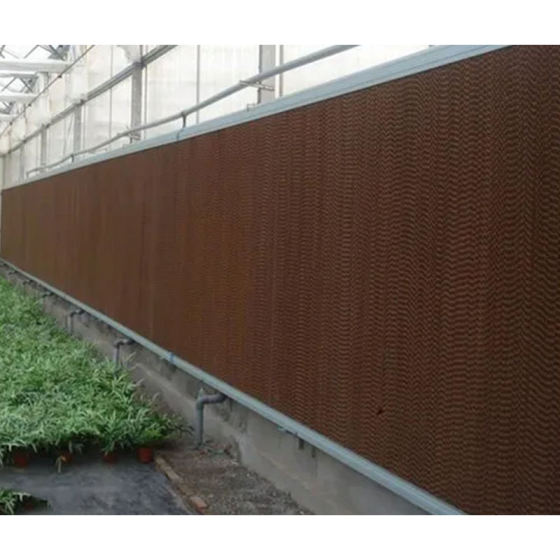Evaporative cooling pad for greenhouse and poultry farm