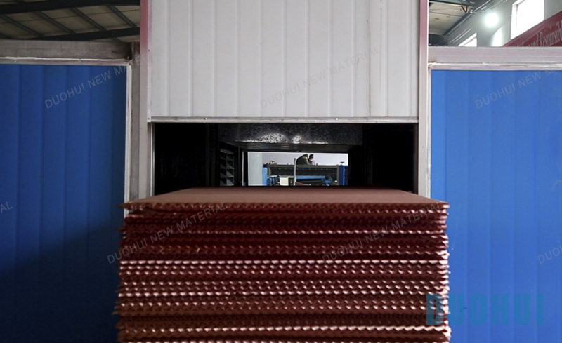 Honeycomb pad machine line evaporative cellulose cooling pad making machine