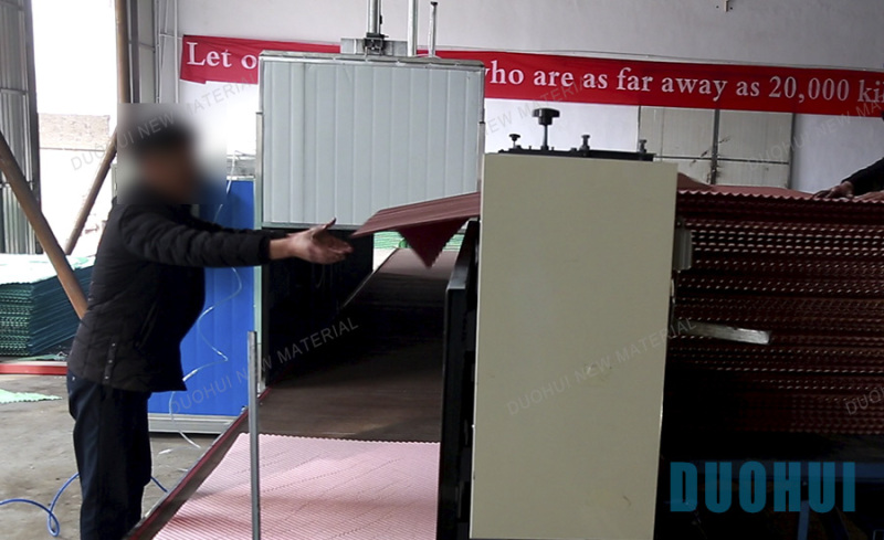 Cellulose pad making machinery