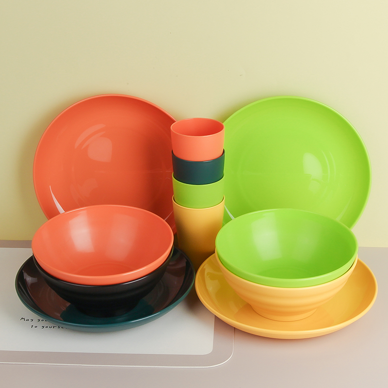 Eco-Friendly Colored Dinnerware Sets