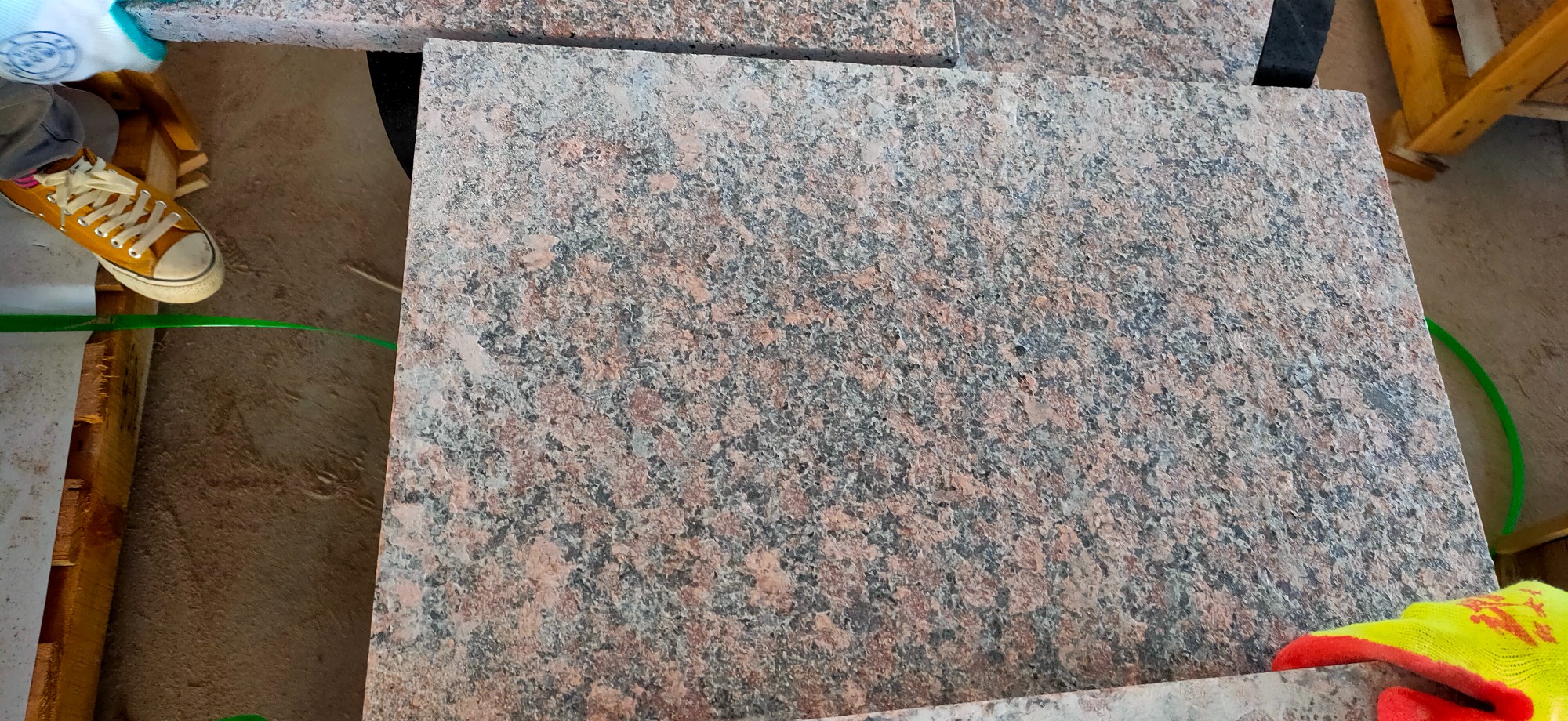 G562 Granite