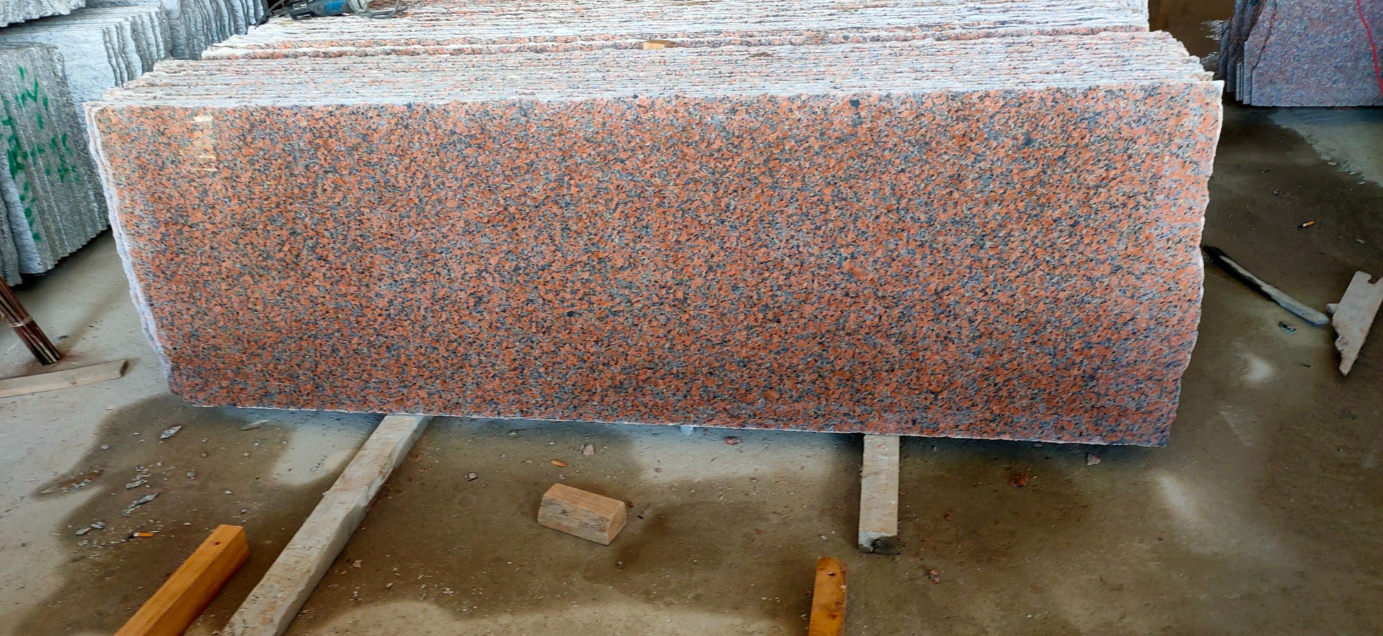 G562 Granite