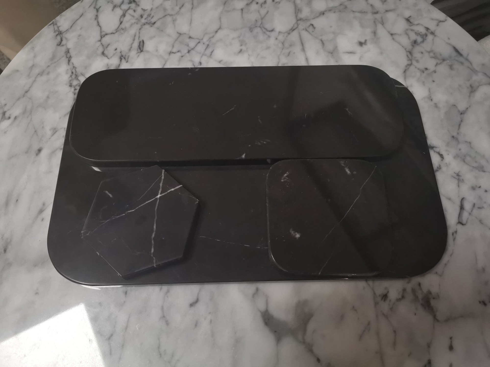 Nero Marquina Marble Plate