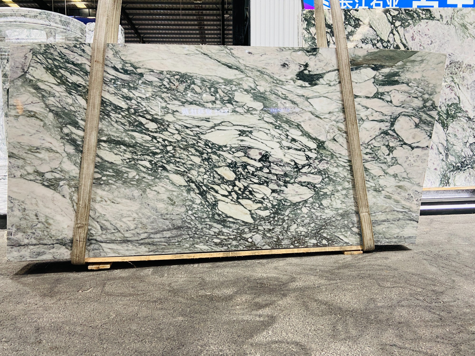 Calacatta Green Marble