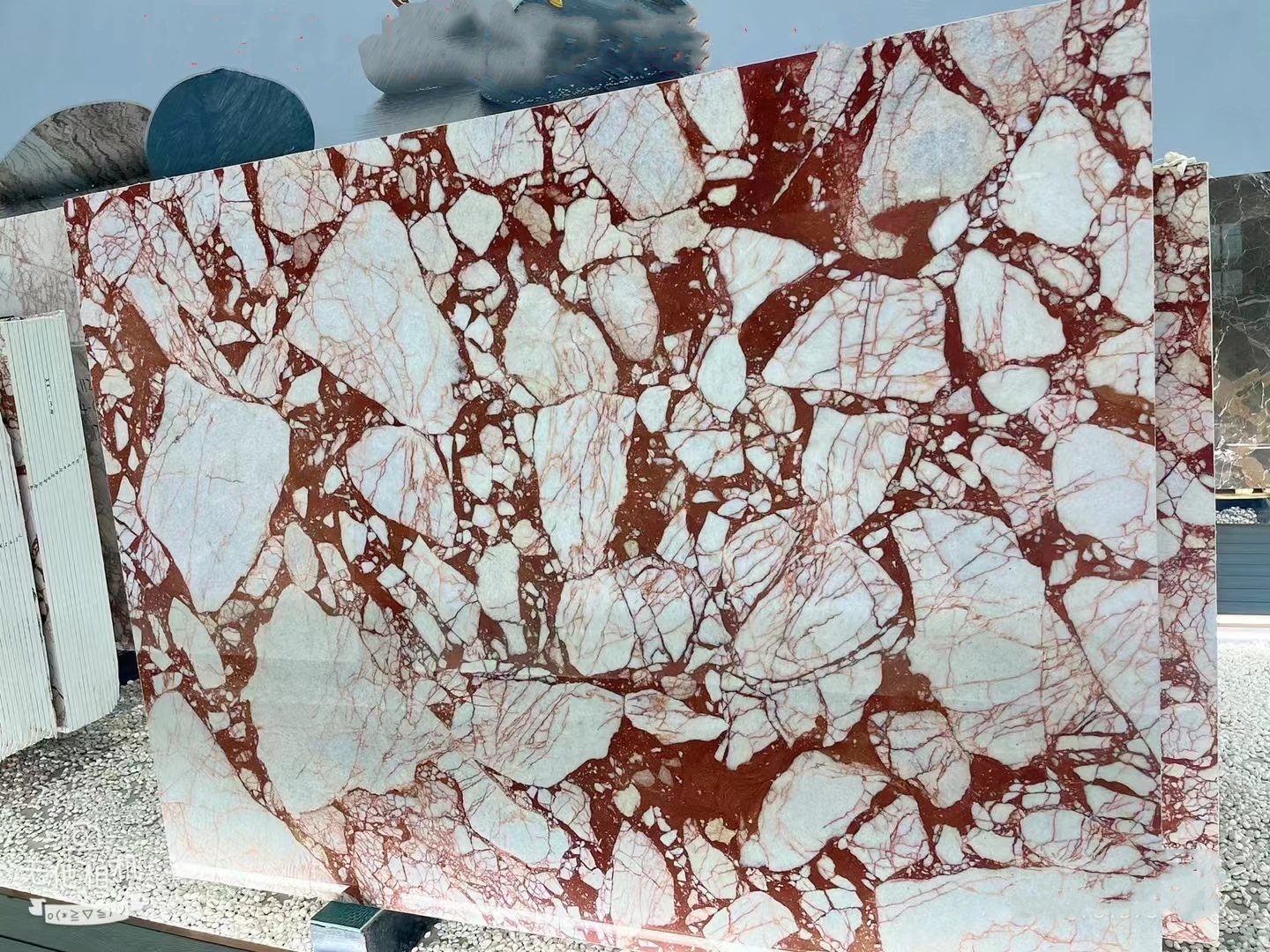 Arabescato Rosso Marble