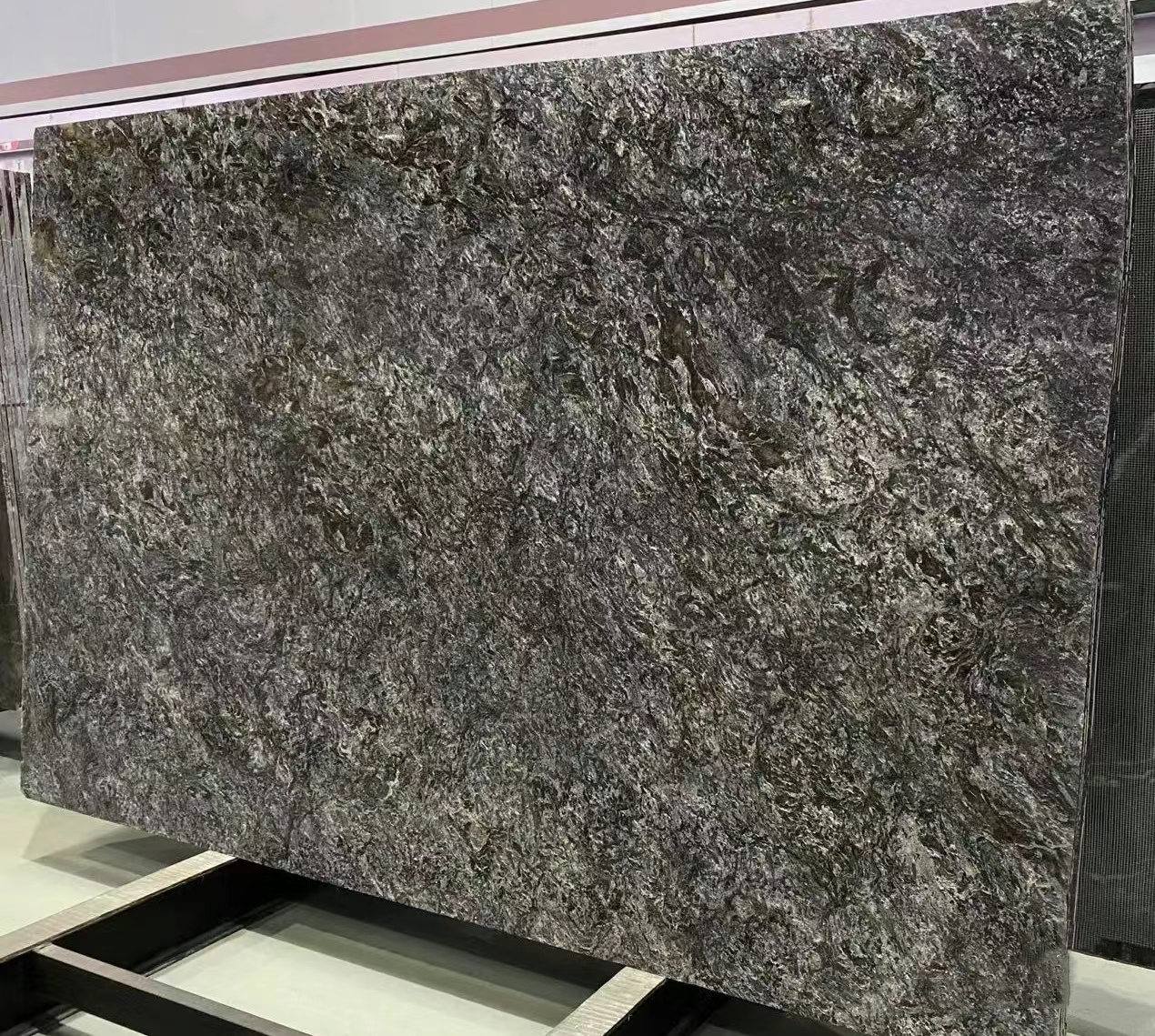 Platinum Diamond Granite Slabs