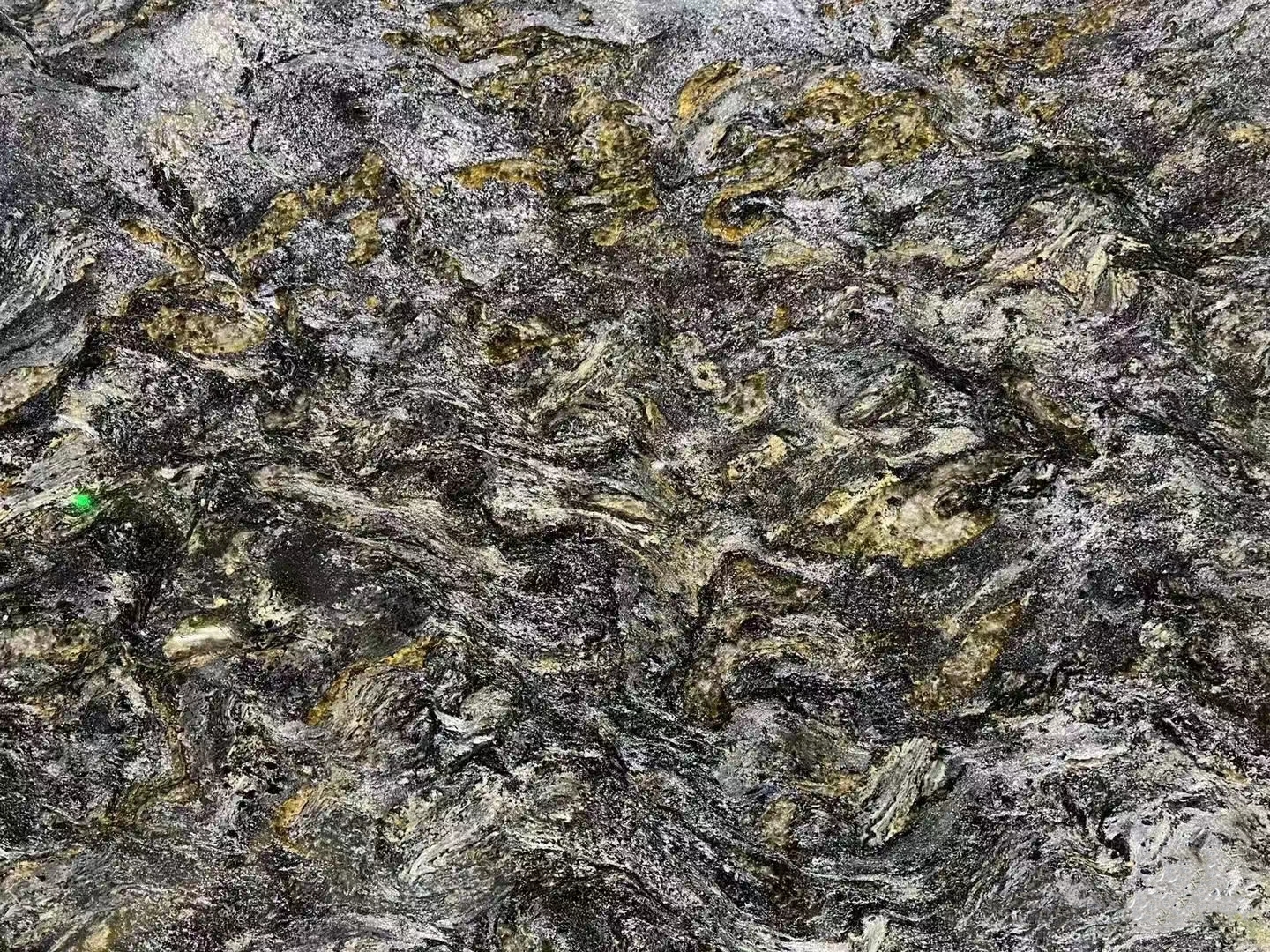 Platinum Diamond Granite Slabs