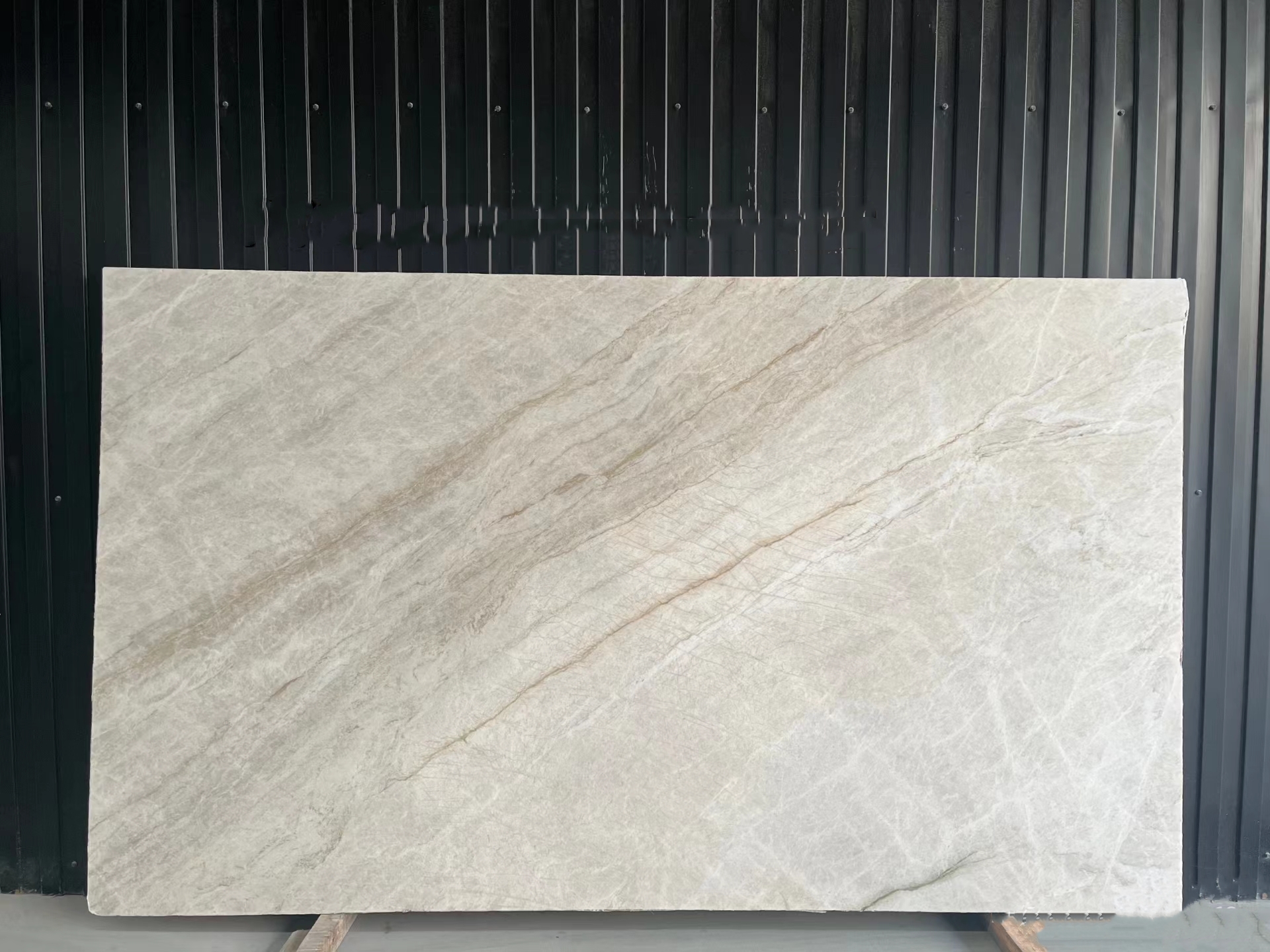 Taj Mahal Quartzite Slabs Tiles