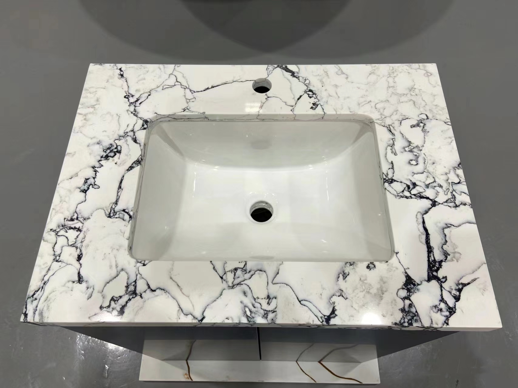 ARTIFICIAL QUARTZ STONE COUNTERTOP 2