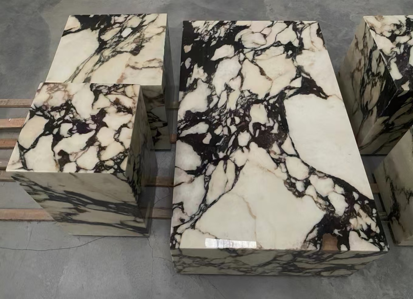 Calacatta Viola Purple Marble Plinth Bulgari Purple Marble Side Table Center Table 13