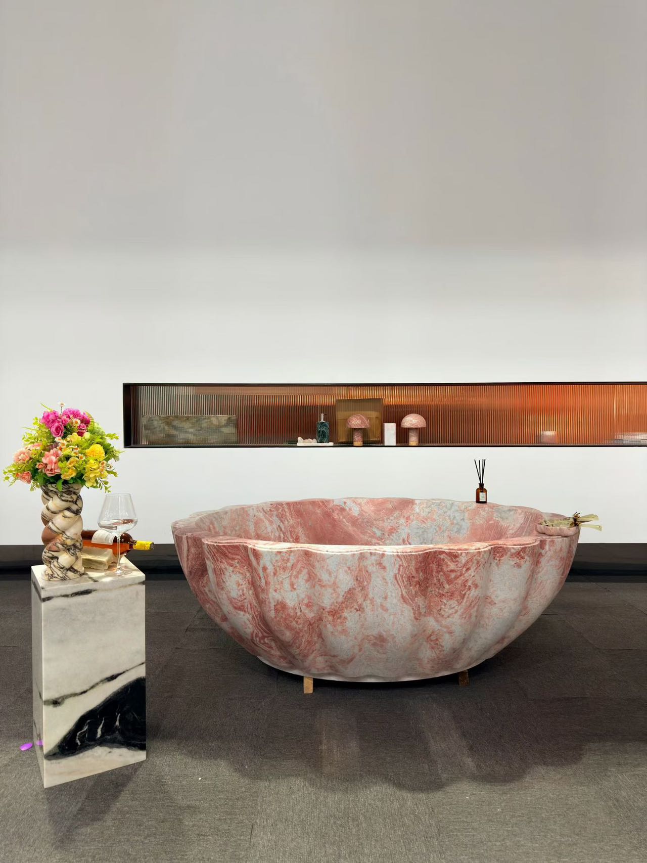 Four Seasons Pink Luxury Stone Petal Bathtub 5