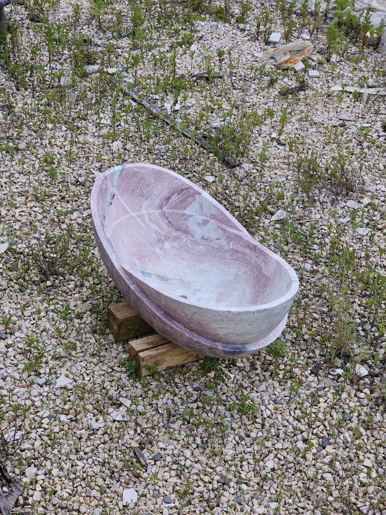 1650X810X560 Four Season Pink Marble Bathroom Four Season Pink Marble Bathroom Bathtub Bathtub 1.65m Irregular Design 2