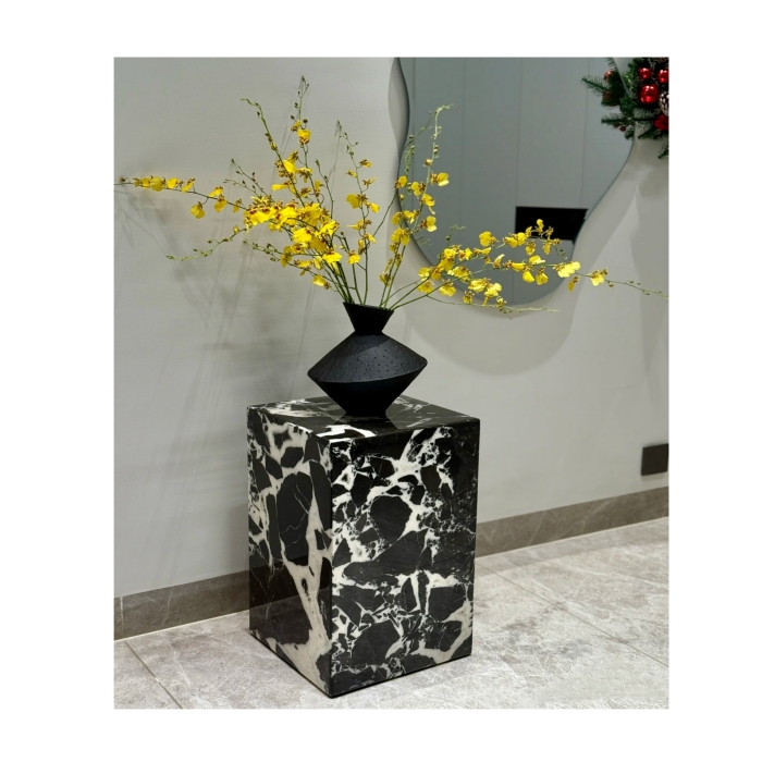 Napoleon Black Marble Plinth Table 1