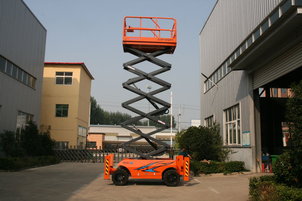 off-road type aerial work platform