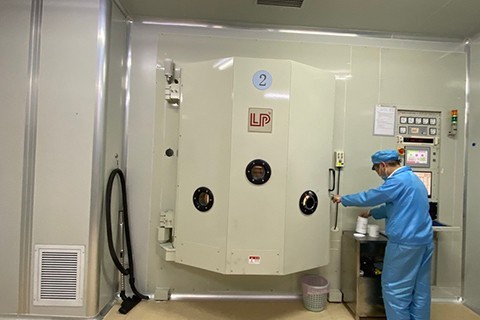 We are specialized in manufacturing sun lenses including polycarbonate polarized